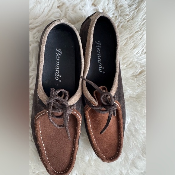 Bernardo leather Moccasins size 8.5